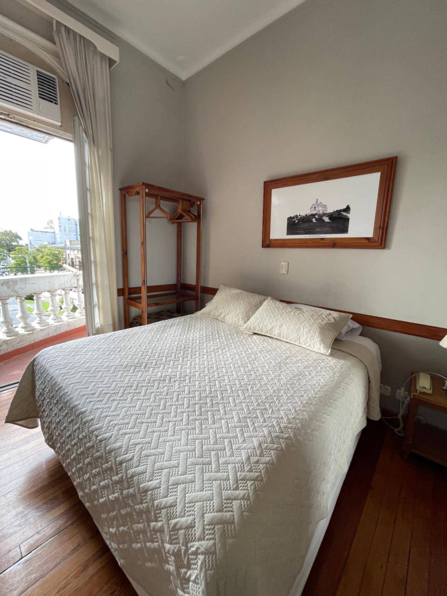 Hotel Vicente Lopez Luaran gambar