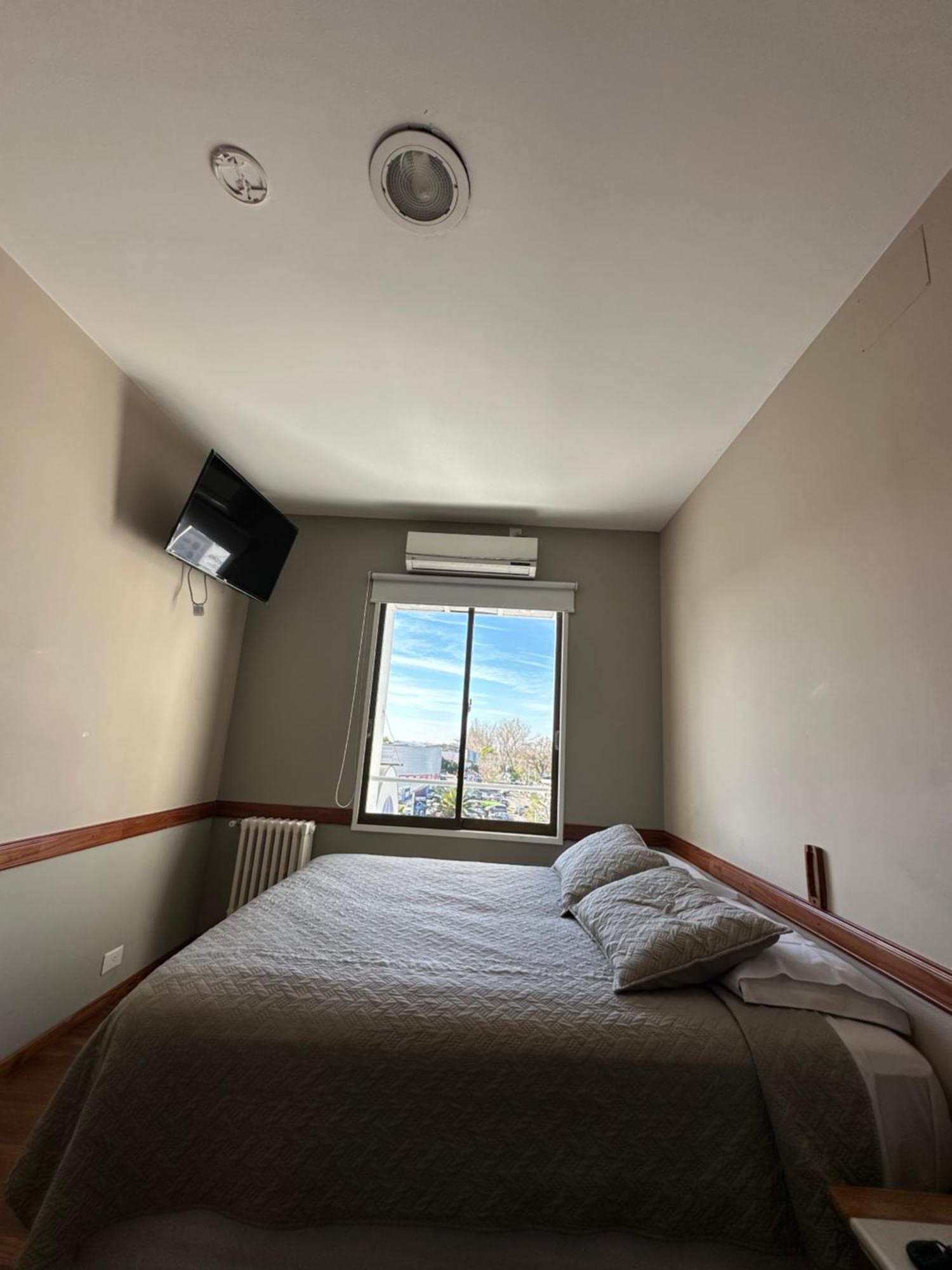 Hotel Vicente Lopez Luaran gambar